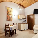 Antico Borgo 3* بيرغامو