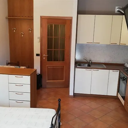 מלון דירות Antico Borgo 3*