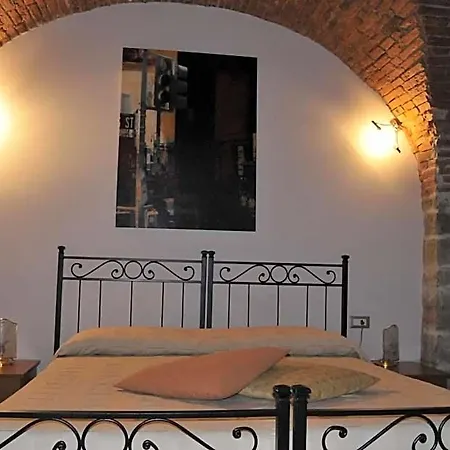Antico Borgo Lägenhetshotell Bergamo