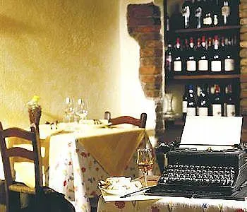 Antico Borgo Ξενοδοχείο με διαμερίσματα 3*