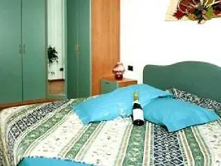 Ξενοδοχείο με διαμερίσματα Antico Borgo Μπέργκαμο