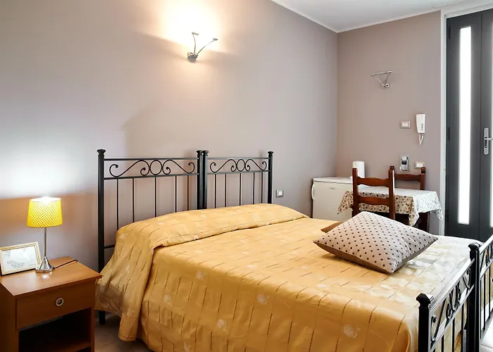 Antico Borgo Lägenhetshotell Bergamo